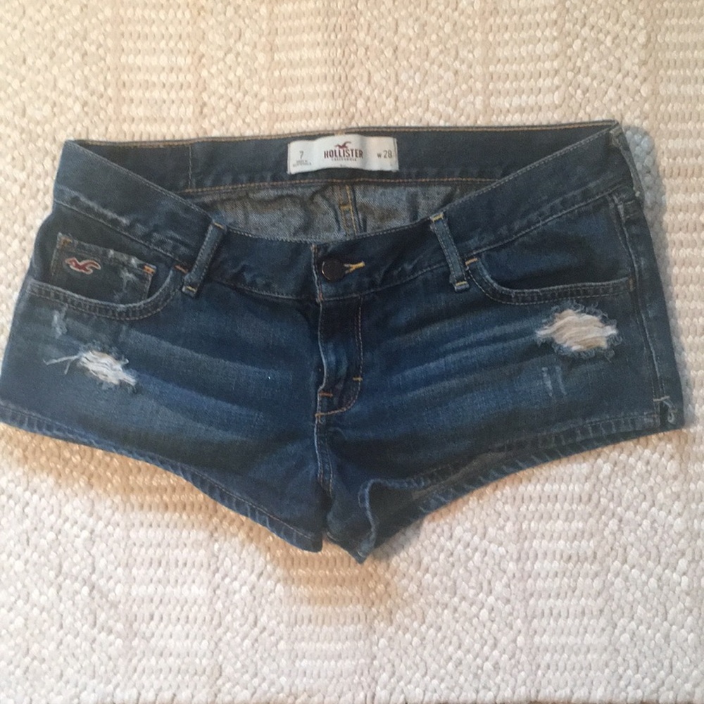 Hollister low rise shorts